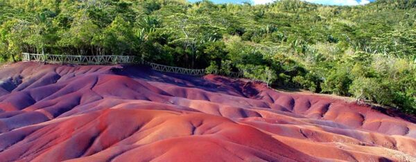 Chamarel 7 Coloured Earth - Image 2