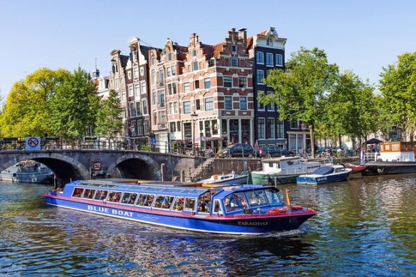 Dubai & Amsterdam Package - Image 10